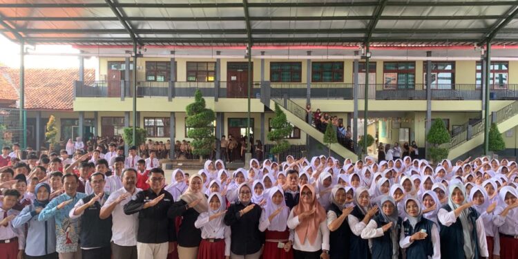 Cegah Bullying, UPTD PPA Kuningan Edukasi Pelajar Sejak MPLS